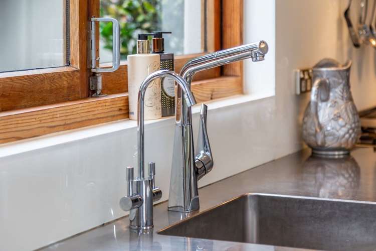 27 Wroxton Terrace Merivale_25