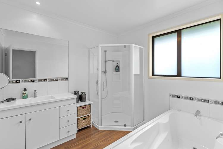 51 Stirling Drive Morrinsville_12