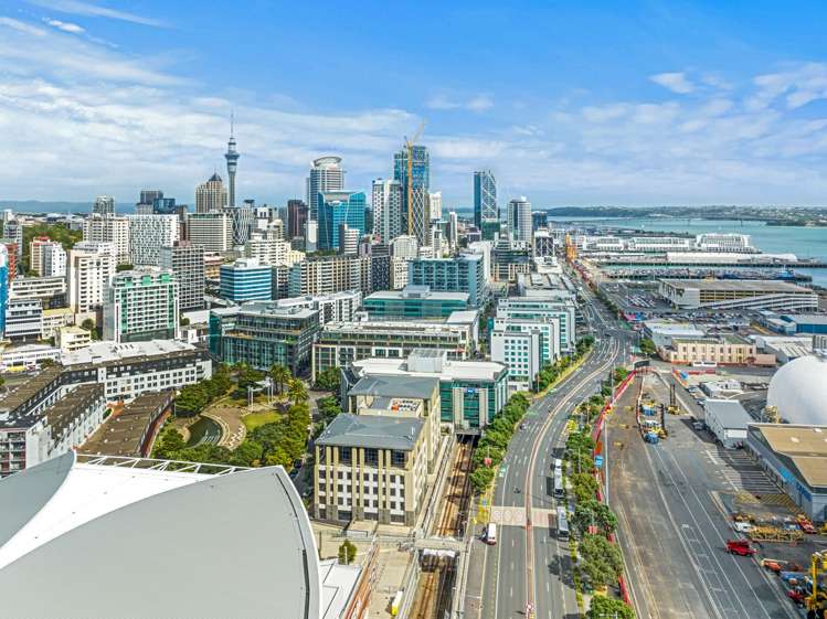 Part Ground Level (Area F)/32 - 34 Mahuhu Crescent Auckland Central_5