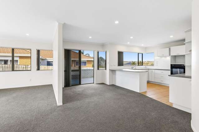 53 Kath Hopper Drive Orewa_4