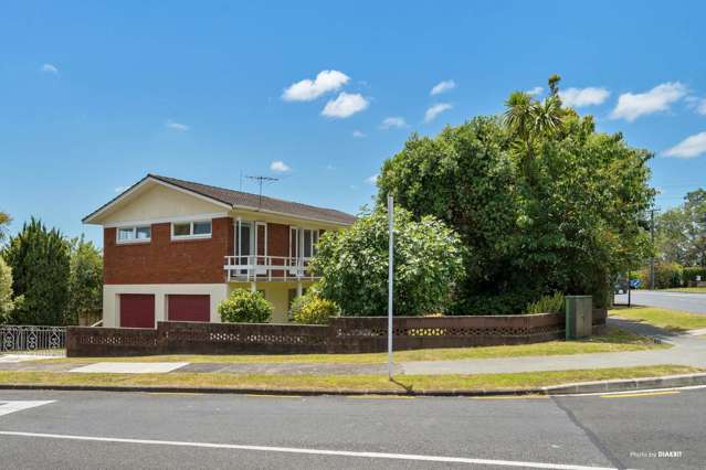 80 Te Atatu Road Te Atatu South_1