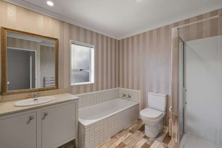 8 Mersea Place Maungatapu_11