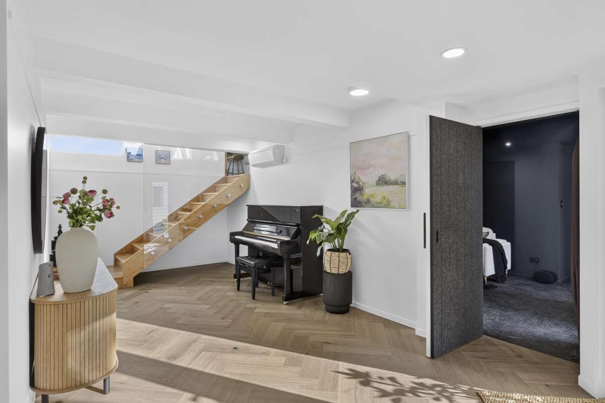 81 Meadowbank Road_3