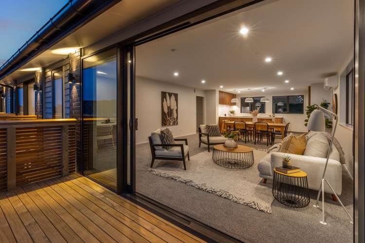 65 and 63 Oakum Road Whitby_11