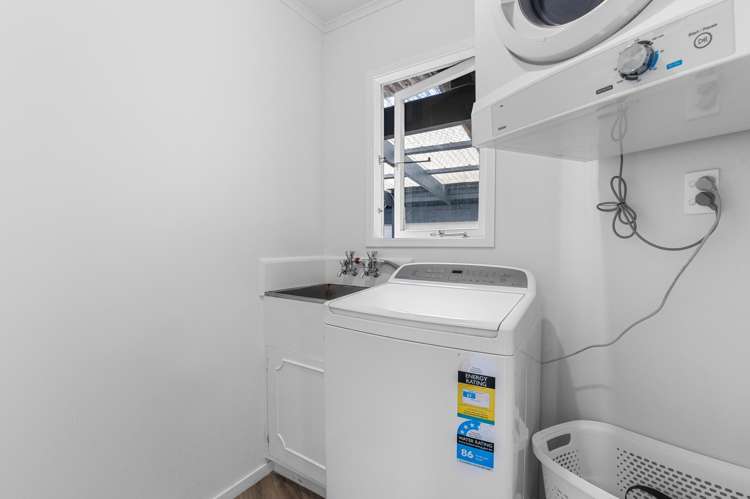 10 Turquoise Place Pukehangi_17