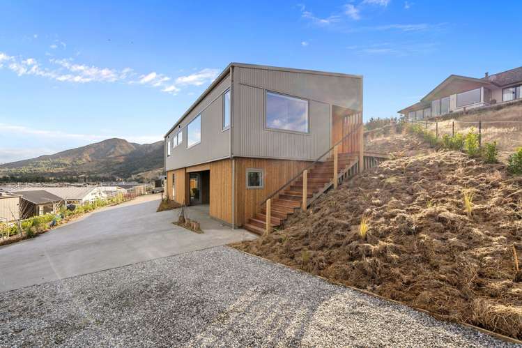 33 Tomtit Crescent Lake Hawea_21