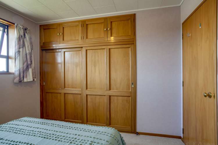 1 Lachlan Place Marchwiel_12