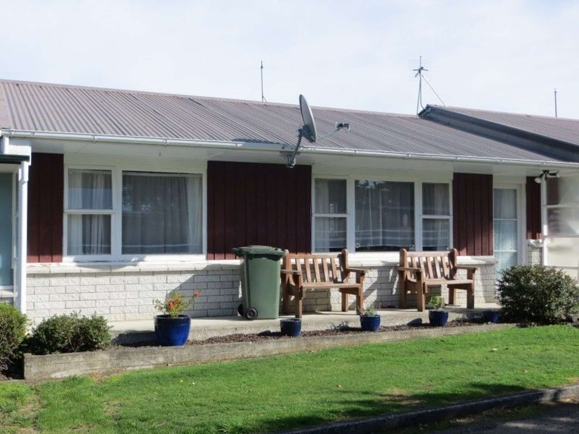 8/25 Queen Street Dannevirke_0