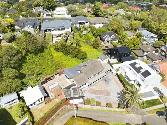 2 Queensway Three Kings_3