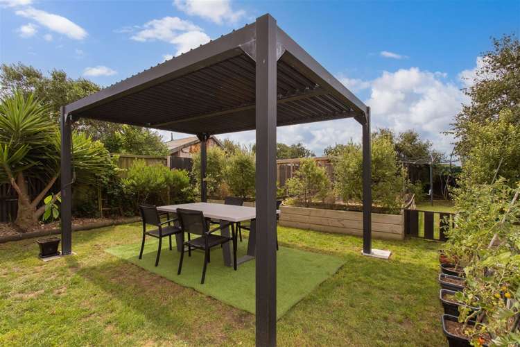 141 Pine Avenue South New Brighton_12