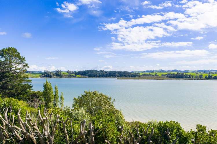 17 Kotare Crescent Pahi_19