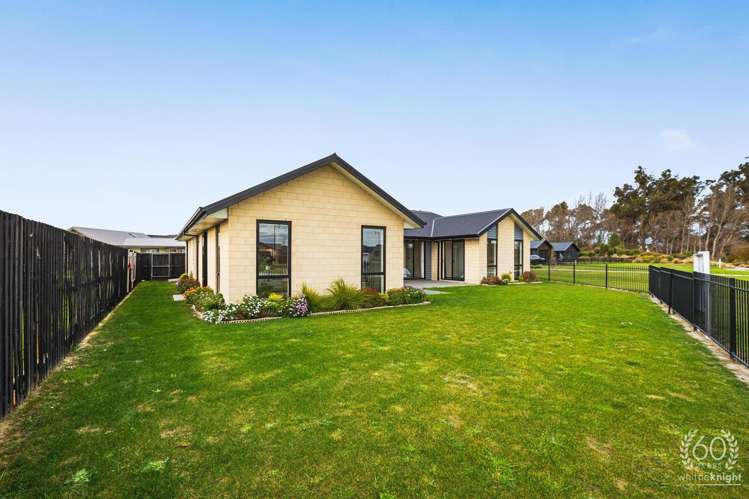 14 Hollard Crescent Lincoln_21