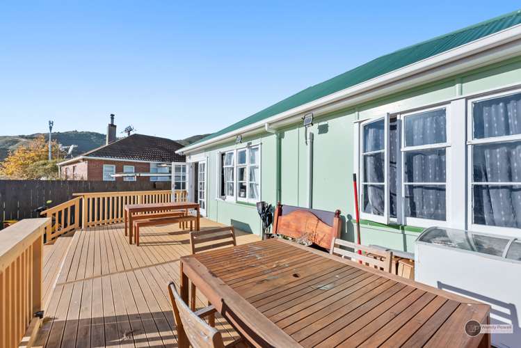 109 Waddington Drive Naenae_12