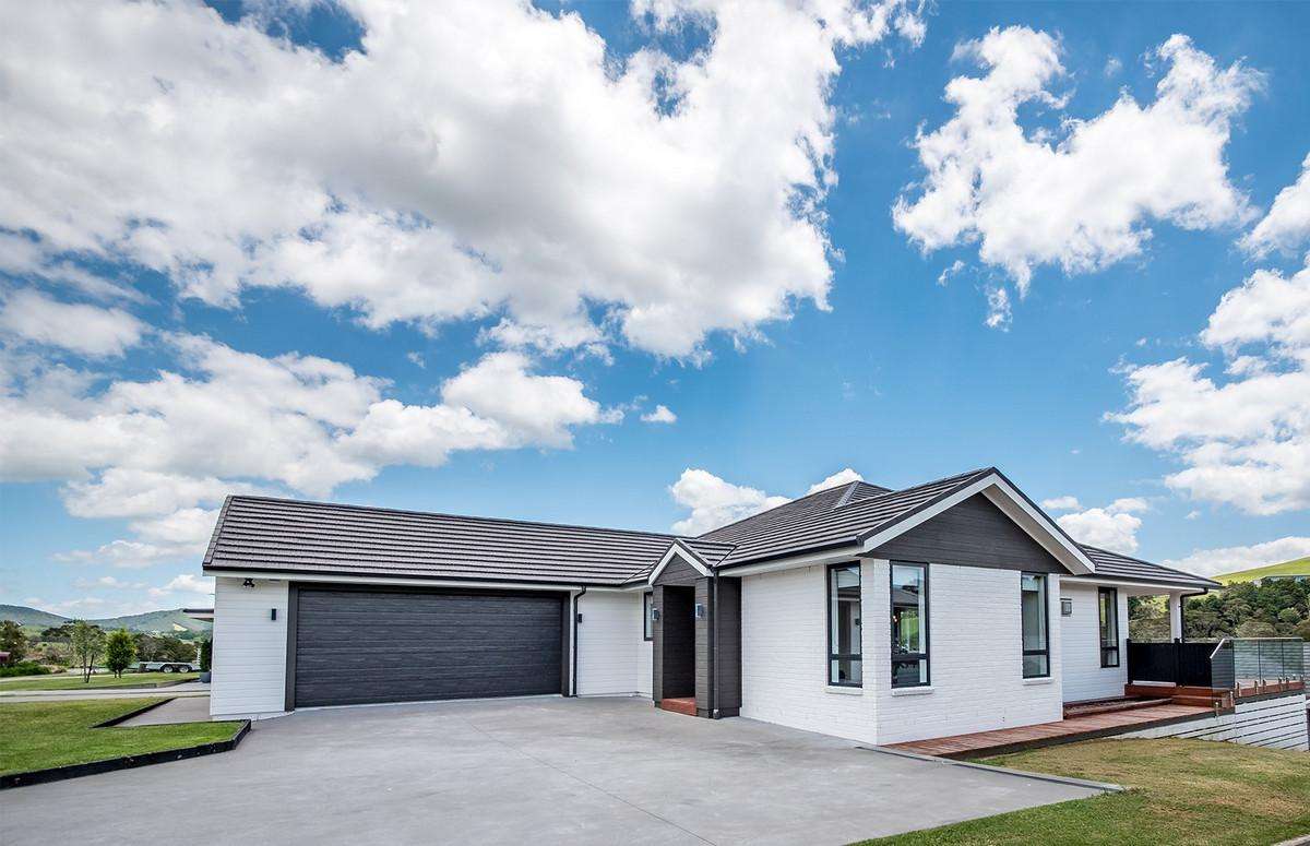 38 Admiralty Drive_0