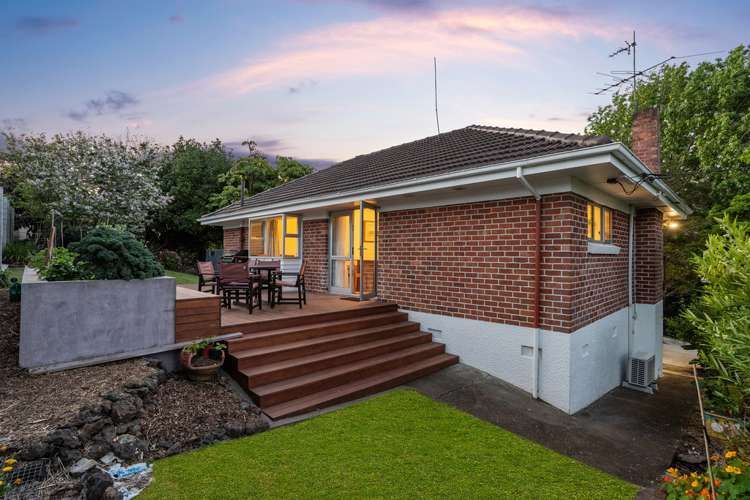 6 Woodward Avenue Mangere Bridge_11