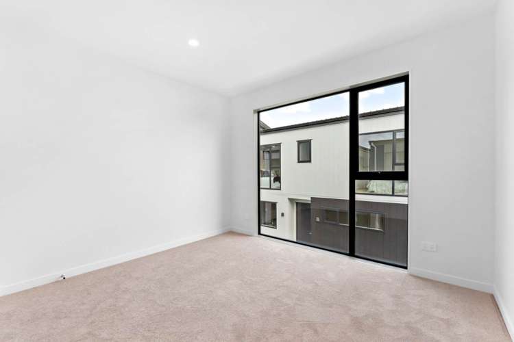 10C Serjeant Street Henderson_9