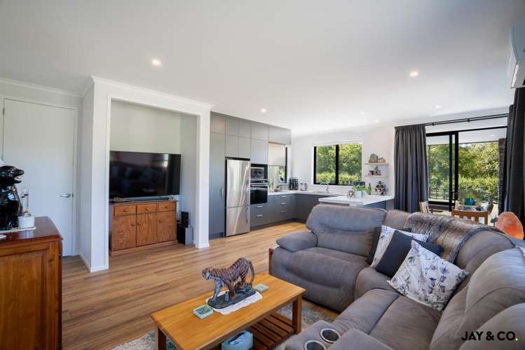 1 Riverside Way Clevedon_13