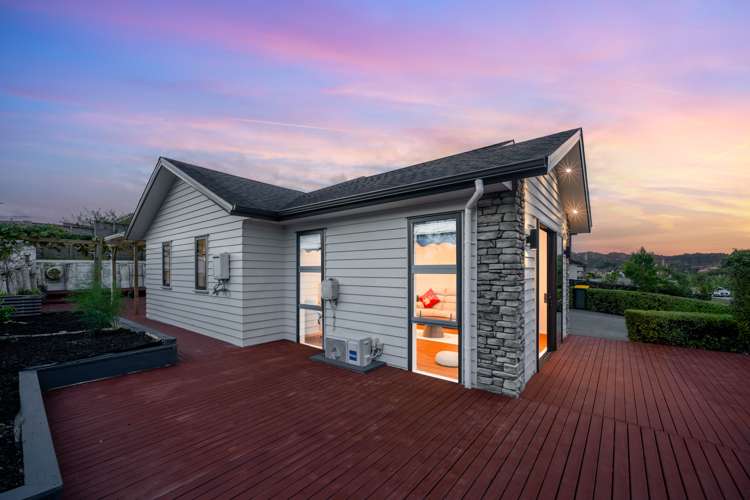 2 Gemscott Crescent Huapai_17