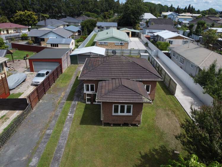 28 Huia Avenue Forest Lake_7