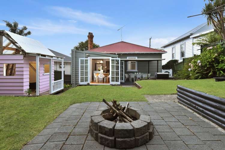 41 Roslyn Terrace Stanley Point_2