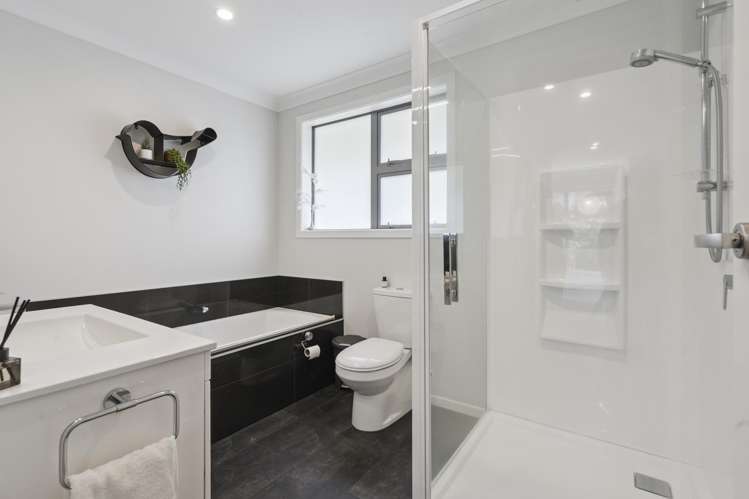 72 Riverstone Drive Riverstone Terraces_11