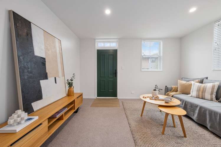 4/30 Hargest Crescent Sydenham_5