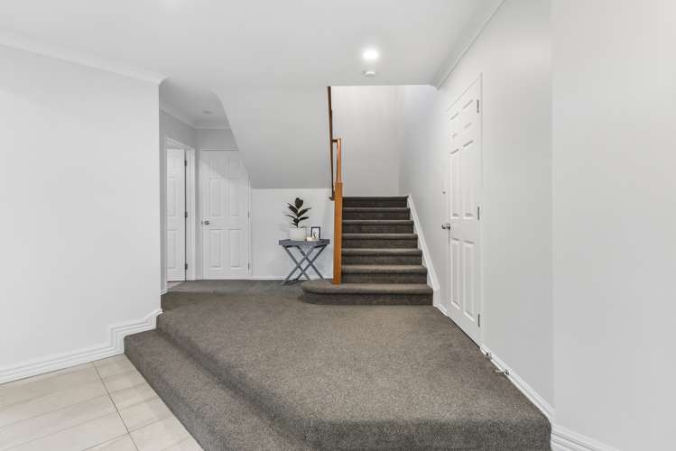 24 George Deane Place Greenhithe_10