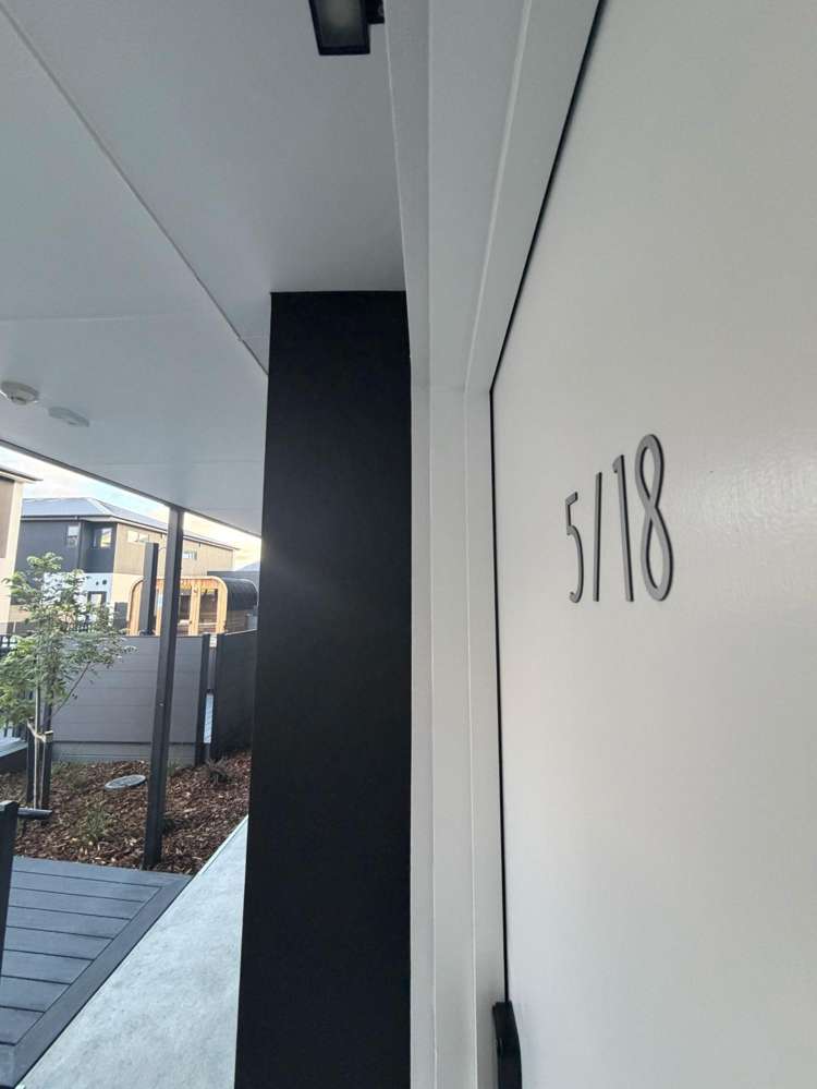  5/18 Bath Street Christchurch Central_11