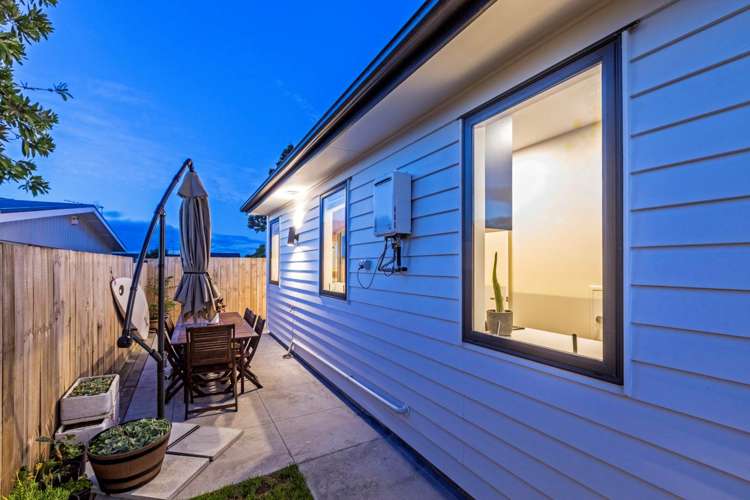 1 Seaview Road Glenfield_47