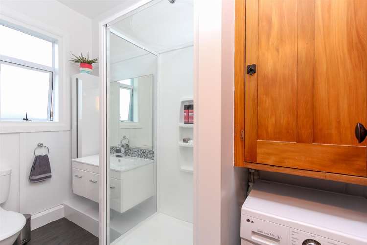 42/127 Saint Aubyn Street New Plymouth Central_8