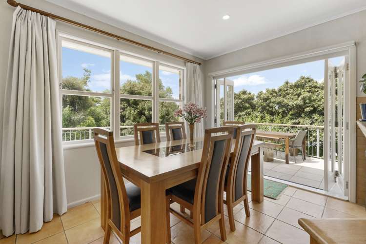 99 Lake Crescent Hamilton Lake_7