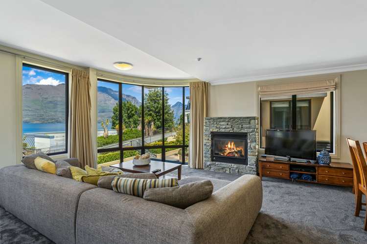 704/34 Lake Esplanade Queenstown_1