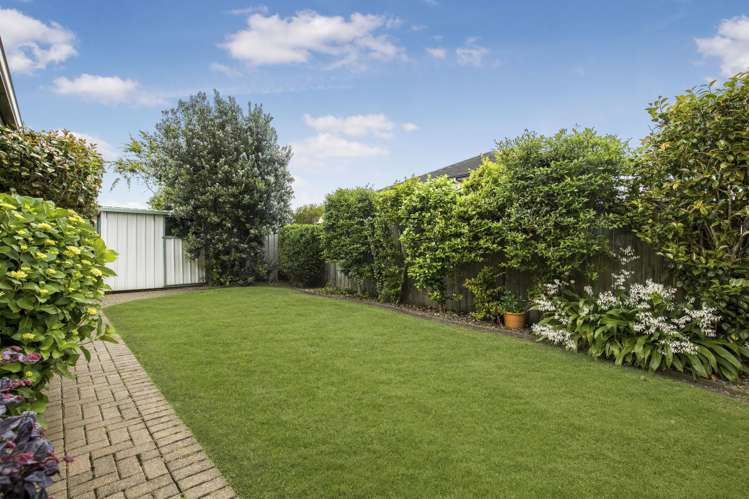 5 Greta Banks Place Wattle Downs_13