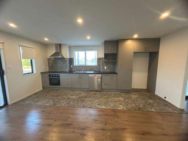 17B Tributary Parade Karaka_2