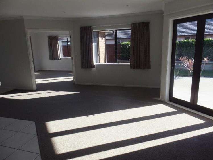 13 Holly Place Rototuna_4