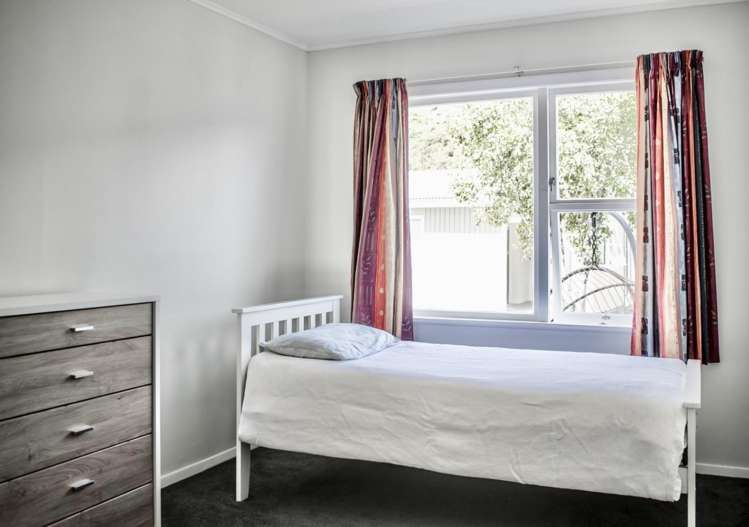  63 Wood Street Wainuiomata_7