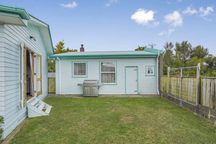 21 Pollard Street Wainuiomata_17