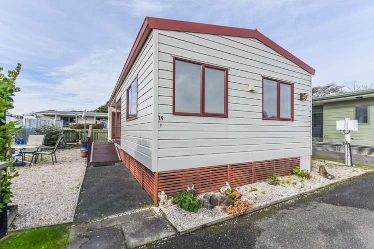 P19/70 Beach Road Tahunanui_10