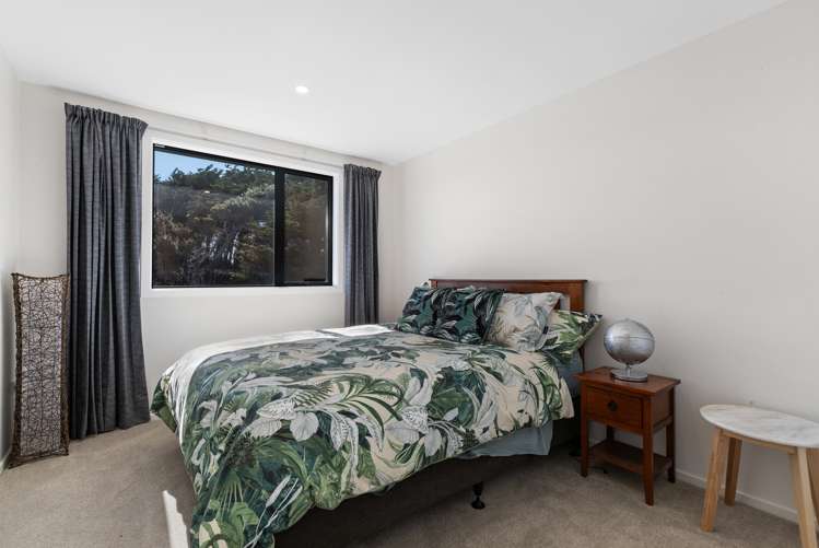 77 Tihaka Beach Road Riverton & Surrounds_18