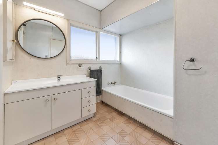 8 Fatima Street Redwood_20