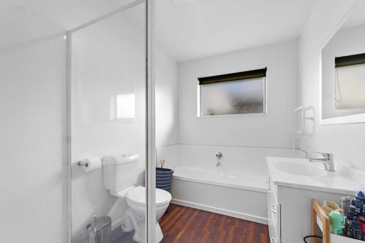 238A Breezes Road Aranui_9