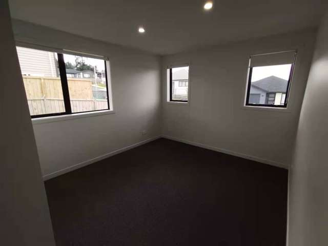 11 Mamuku Drive Massey_3