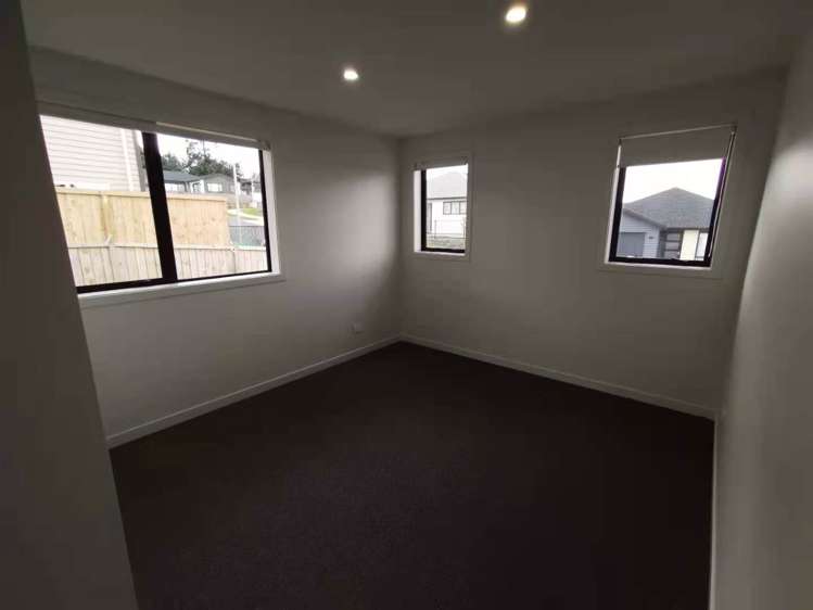 11 Mamuku Drive Massey_3