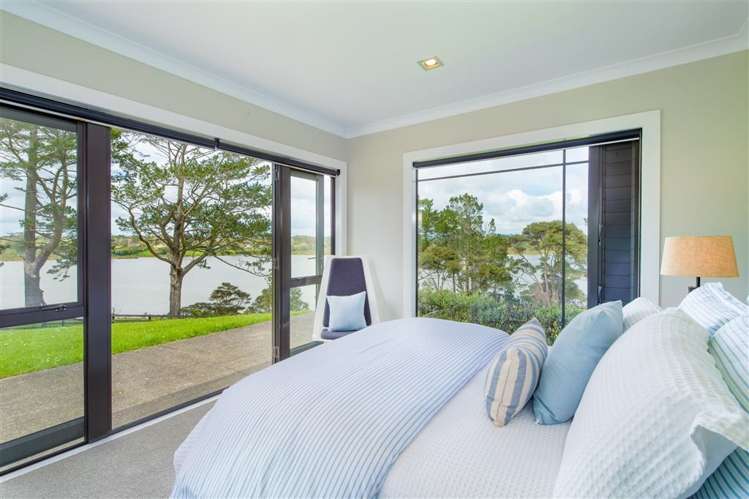 62c Edward Jonkers Drive Riverhead_19