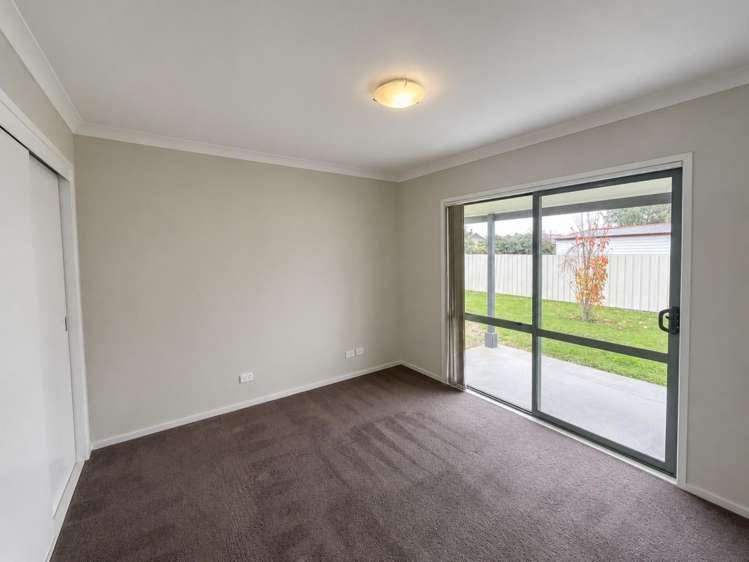 15 Tarbet Street Flaxmere_13
