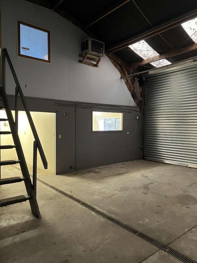 338 Redoubt Road Totara Park_10