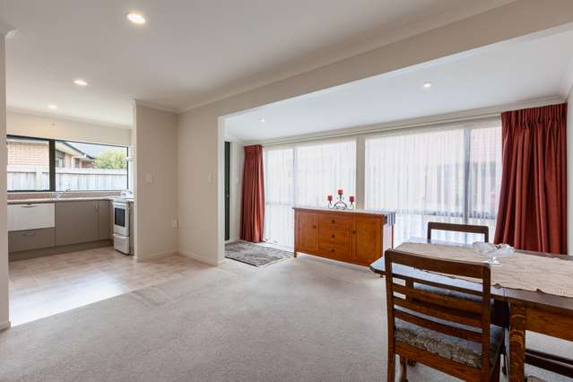 3/9 Fuller Close Levin_2