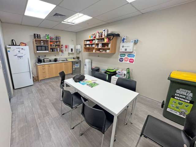 Level 1/22 Amersham Way Manukau_4