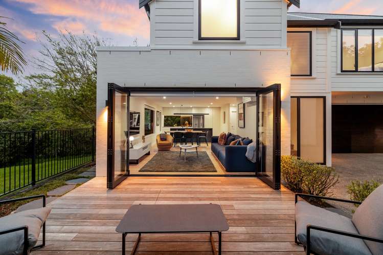 21c Newell Street Point Chevalier_12