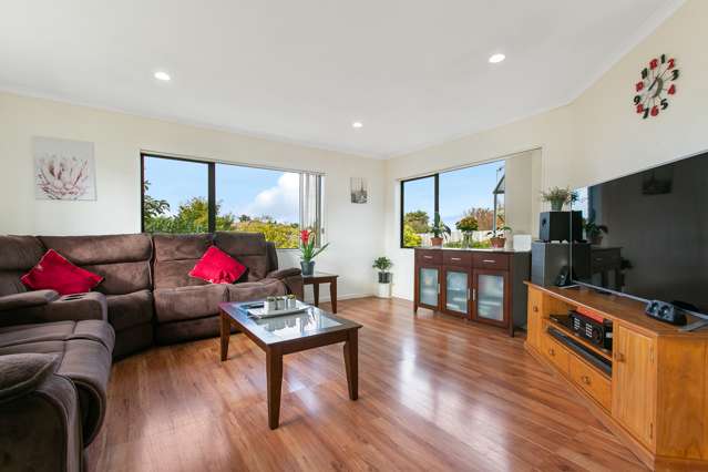 18 Castlefinn Drive Manurewa_1